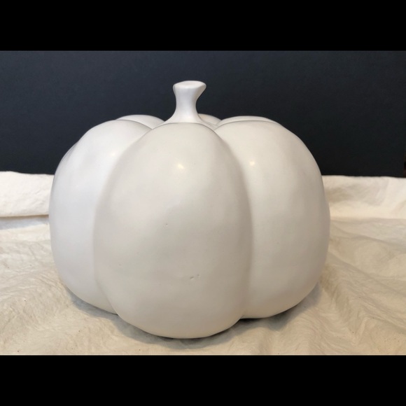 ON SALE- Rae Dunn Family Ceramic Pumpkin - Picture 3 of 5